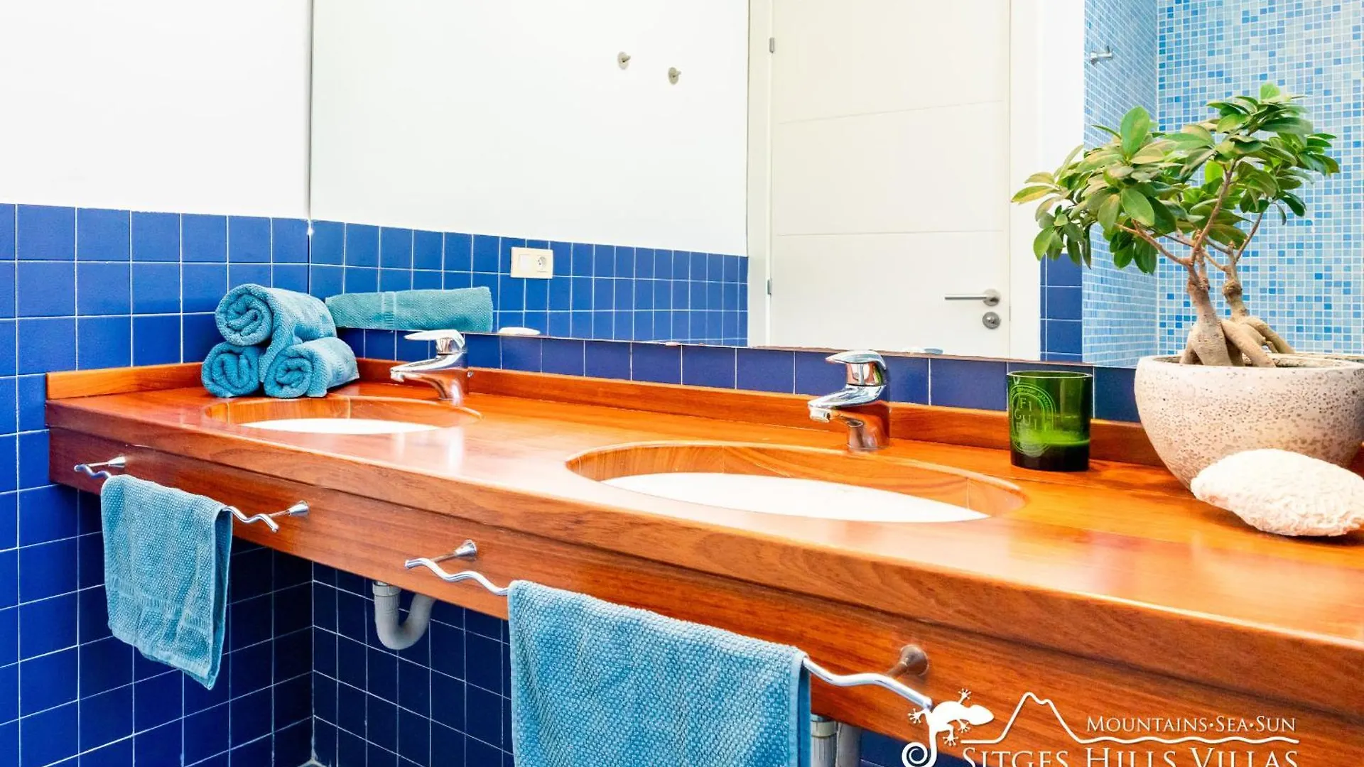 Super Villa Oasis Fab Sea And Sitges View With Private Pool And Air Conditioning