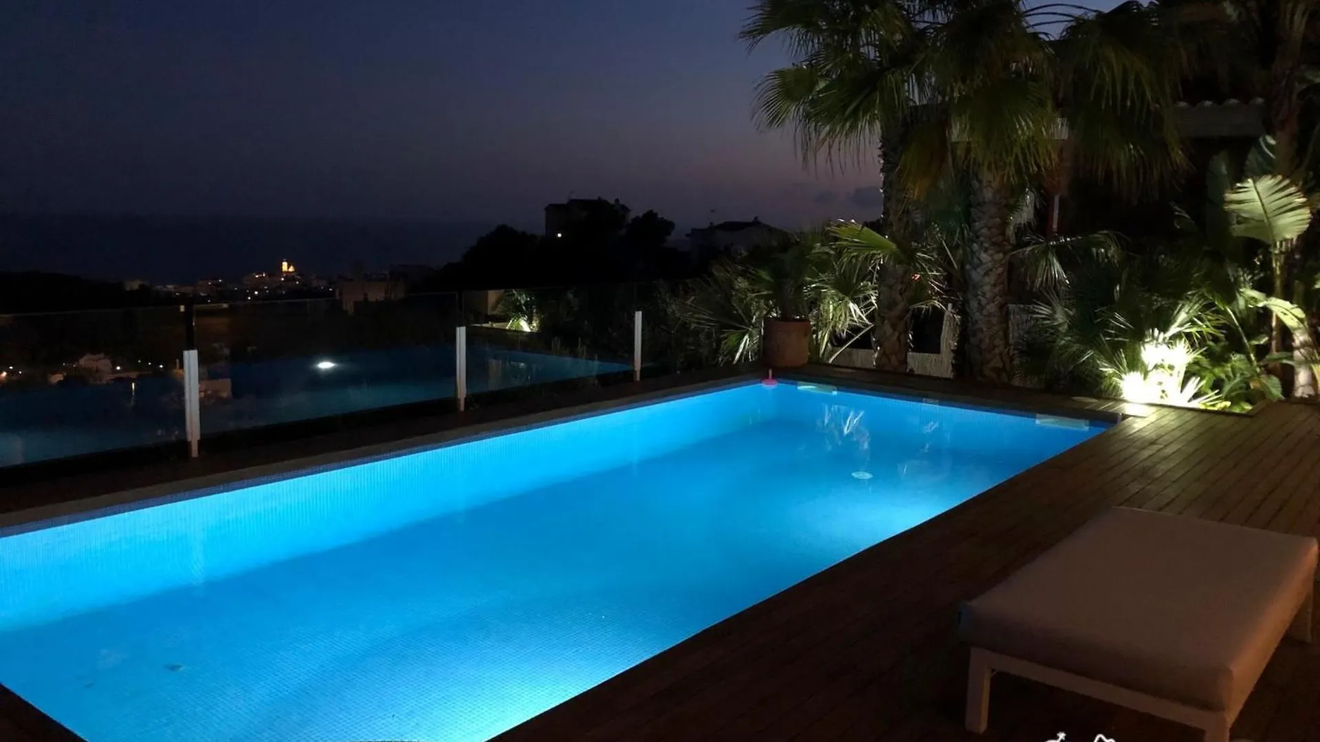 Super Villa Oasis Fab Sea And Sitges View With Private Pool And Air Conditioning